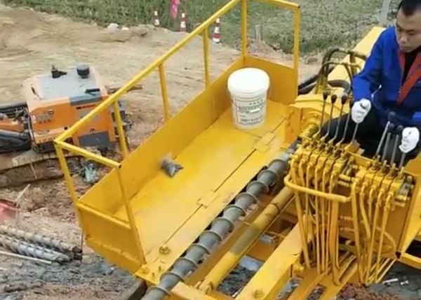 廣東12米錨固鉆機工程案例